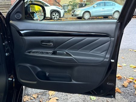 2018 Mitsubishi Outlander - photo 14
