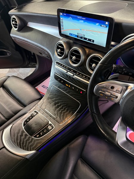 2021 Mercedes-Benz GLC - photo 10
