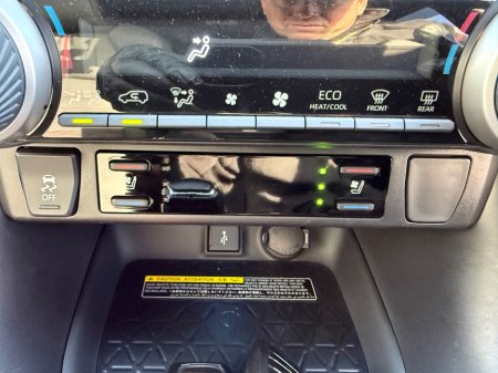 2020 Toyota RAV4 - photo 15