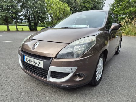 2010 Renault Scenic - photo 3
