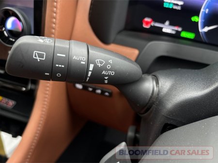 2025 Toyota Alphard - photo 29