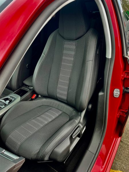2018 Peugeot 308 - photo 16