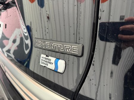 2024 Toyota RAV4 - photo 9