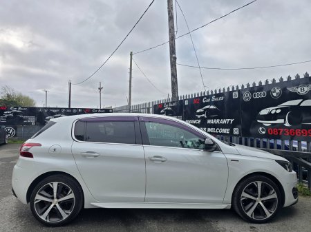 2017 Peugeot 308 - photo 12