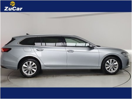 2025 Skoda Superb - photo 8