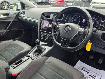 2019 Volkswagen Golf - photo 4