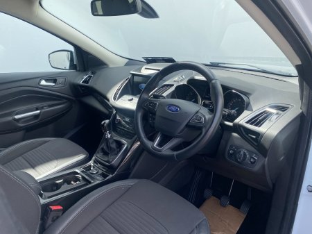 2019 Ford Kuga - photo 17