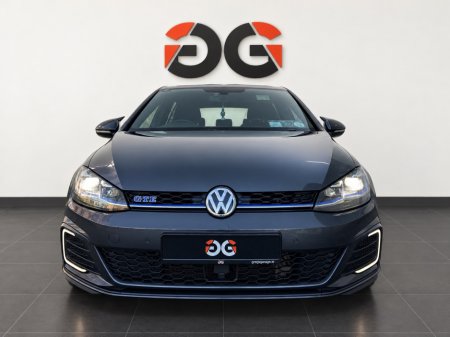 2020 Volkswagen Golf - photo 9