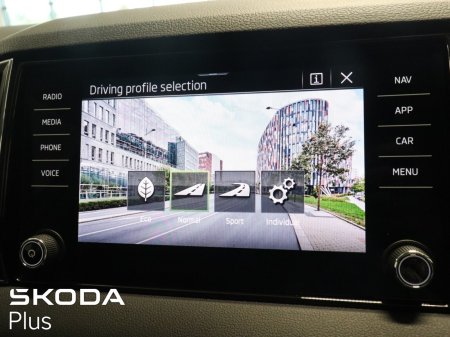 2026 Skoda Karoq - photo 18