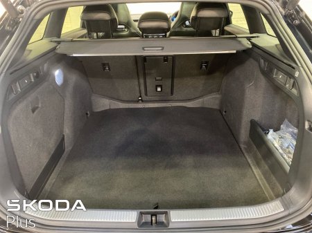 2026 Skoda Superb - photo 9