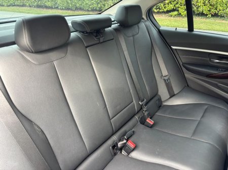 2017 BMW 3-Series - photo 13