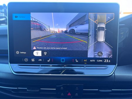 2024 Volkswagen Golf - photo 9