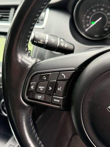 2019 Jaguar E-Pace - photo 27