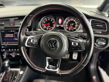 2014 Volkswagen Golf - photo 24