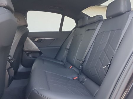 2026 BMW 5-Series - photo 22