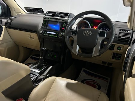 2015 Toyota Land Cruiser - photo 16