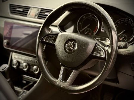 2019 Skoda Superb - photo 8