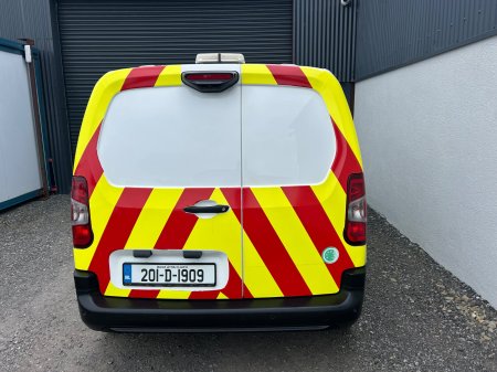 2020 Peugeot Partner - photo 5