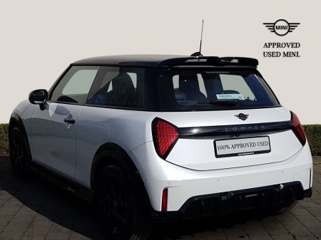 2025 Mini Cooper - photo 2