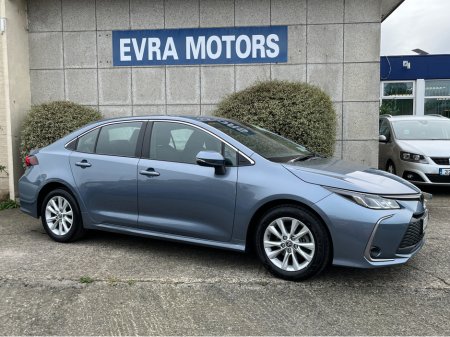 2025 Toyota Corolla - photo 3