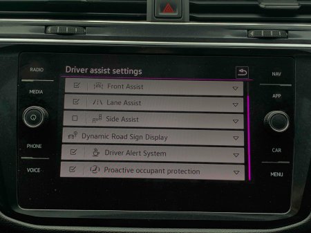 2022 Volkswagen Tiguan - photo 25