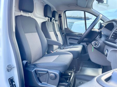 2023 Ford Transit Custom - photo 10
