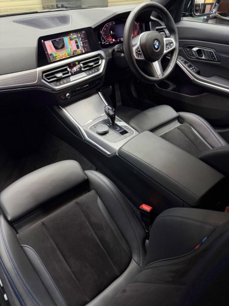 2021 BMW 3-Series - photo 13