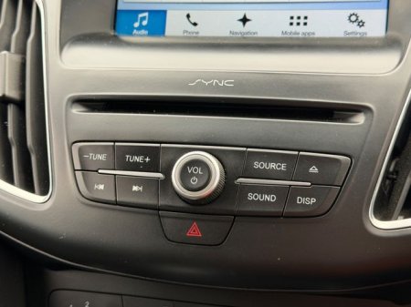 2017 Ford Focus - photo 19