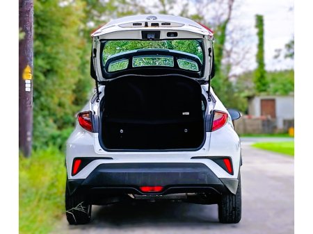 2023 Toyota C-HR - photo 5