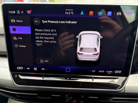 2025 Volkswagen Golf - photo 17