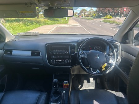 2015 Mitsubishi Outlander - photo 8