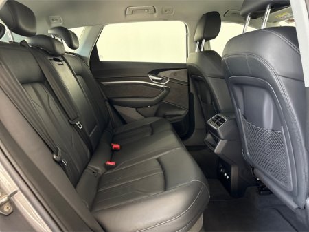 2020 Audi e-tron - photo 29