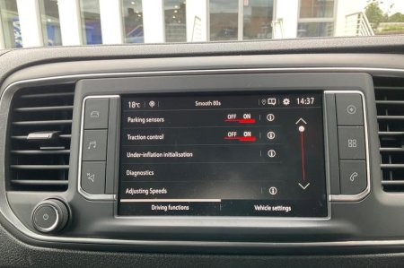2023 Vauxhall Vivaro - photo 25