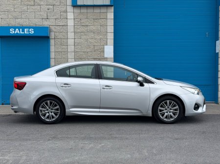 2016 Toyota Avensis - photo 2