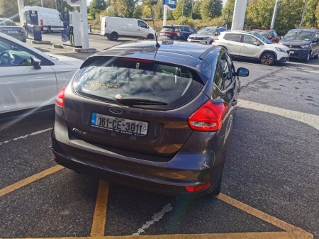 2016 Ford Focus - photo 16