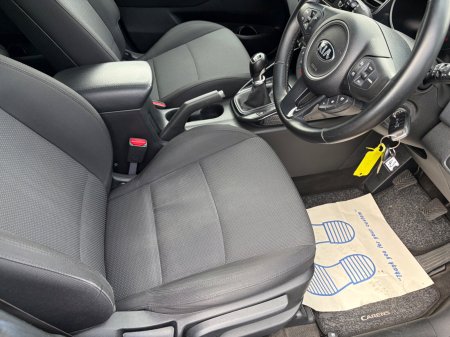 2016 Kia Carens - photo 11