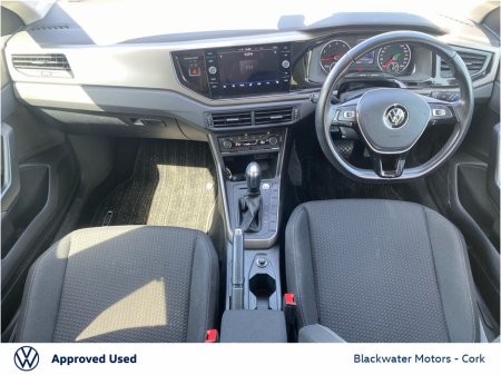 2021 Volkswagen Polo - photo 2