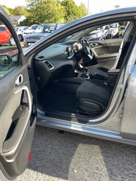 2018 Kia Ceed - photo 8