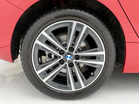 2024 BMW 1-Series - photo 12