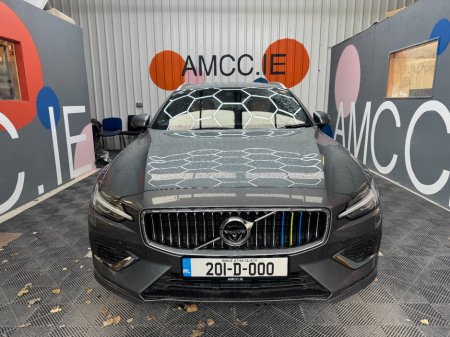 2020 Volvo V60 - photo 2
