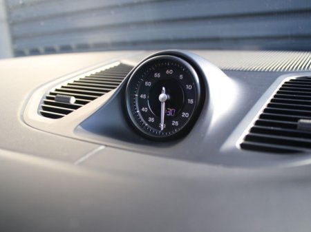 2025 Porsche Cayenne - photo 18