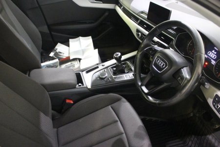2016 Audi A4 - photo 19
