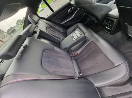 2023 BMW 3-Series - photo 23
