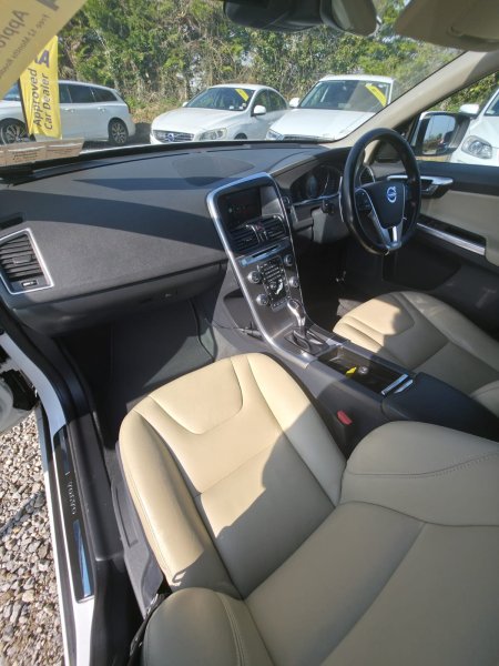 2016 Volvo XC60 - photo 11