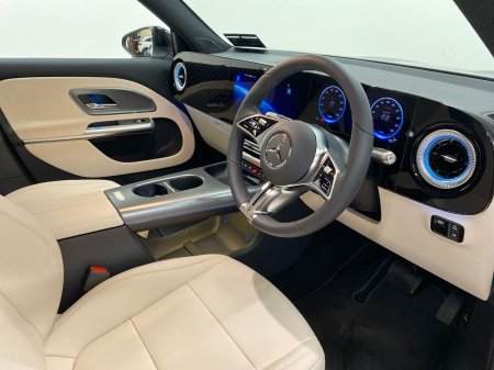 2026 Mercedes-Benz GLB - photo 9