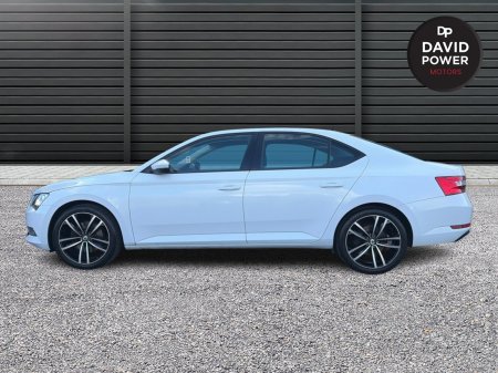 2016 Skoda Superb - photo 4
