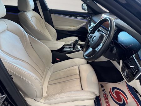 2019 BMW 5-Series - photo 11
