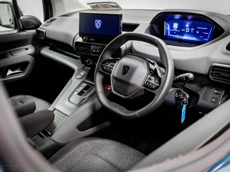 2026 Peugeot Rifter - photo 2