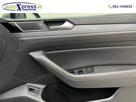 2017 Volkswagen Passat - photo 26