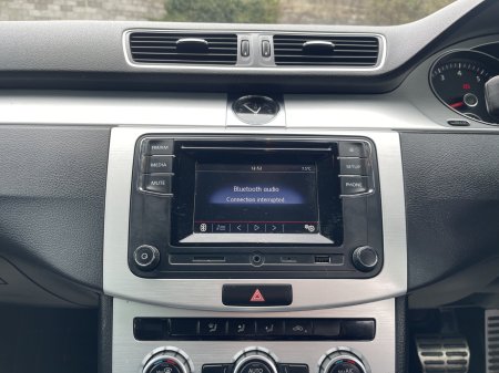 2015 Volkswagen Passat - photo 15